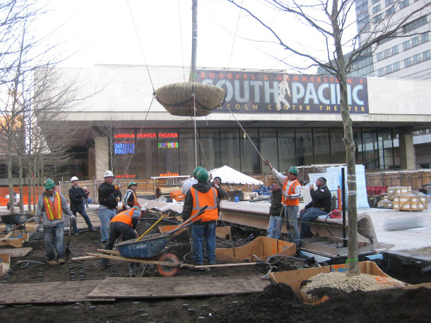 Lincoln Center Silva Cell Installation (2008) 林肯中心席尔瓦单元装置(200188金宝搏投注8)